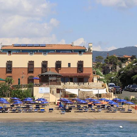 Hotel Villa Tramonto Direttamente Sul Mare San Vincenzo Eksteriør bilde