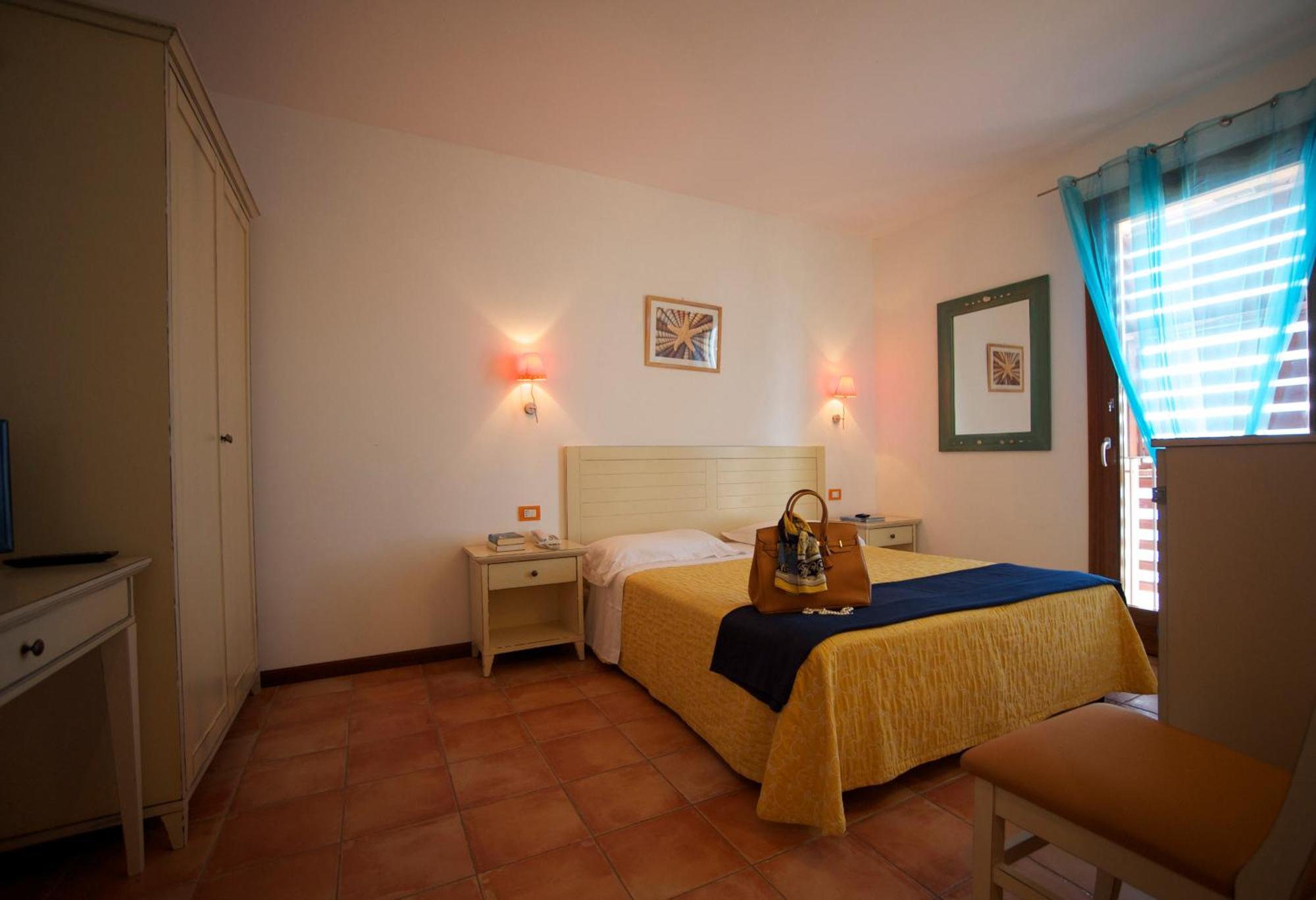 Hotel Villa Tramonto Direttamente Sul Mare San Vincenzo Eksteriør bilde